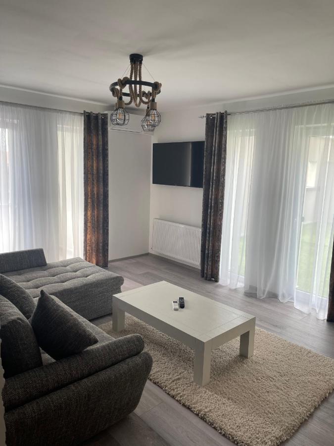 Smiley Deluxe Apartment Sibiu Ngoại thất bức ảnh